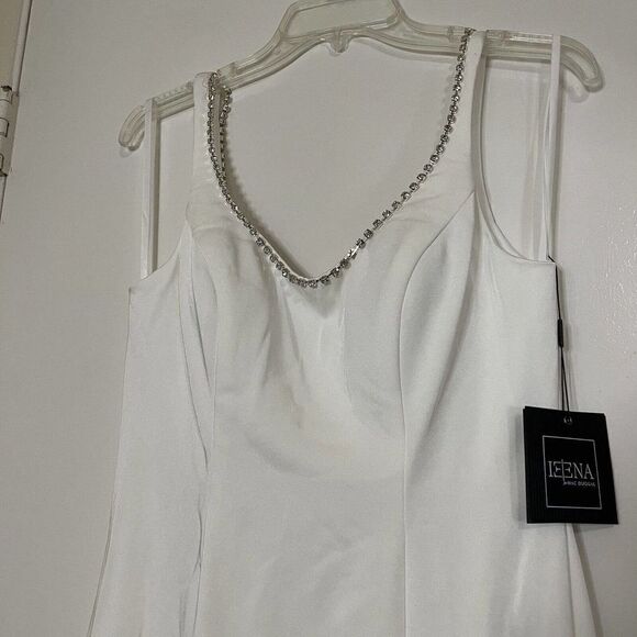 NWT! MAC DUGGAL SLEEVELESS CRYSTAL SCOOP NECKLINE COLUMN White GOWN US-6 26583 - Picture 2 of 12